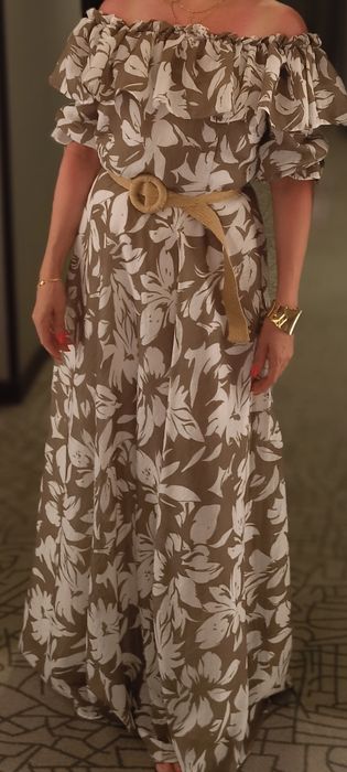 Продам платье  длинное с поясом