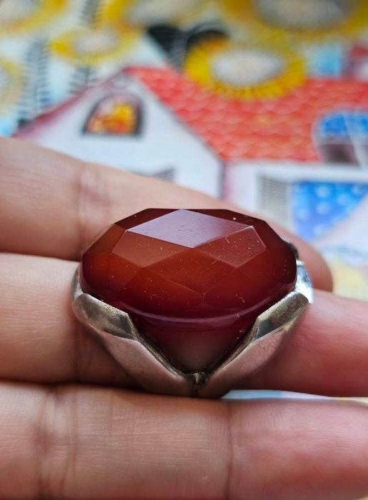 Масивен сребърен пръстен с Карнеол