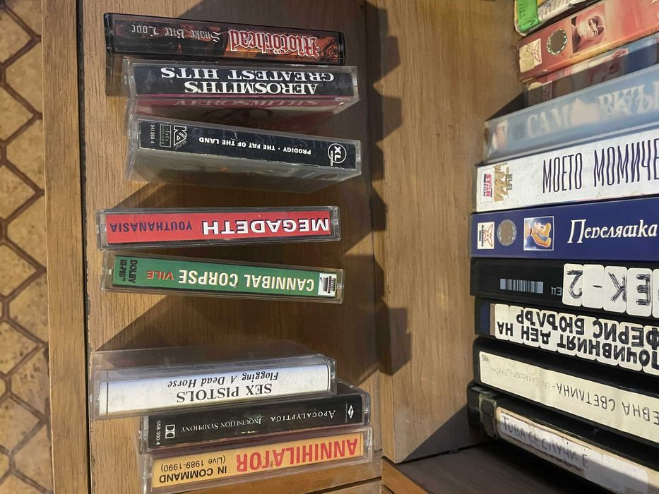 Аудиокасетки Рок музика