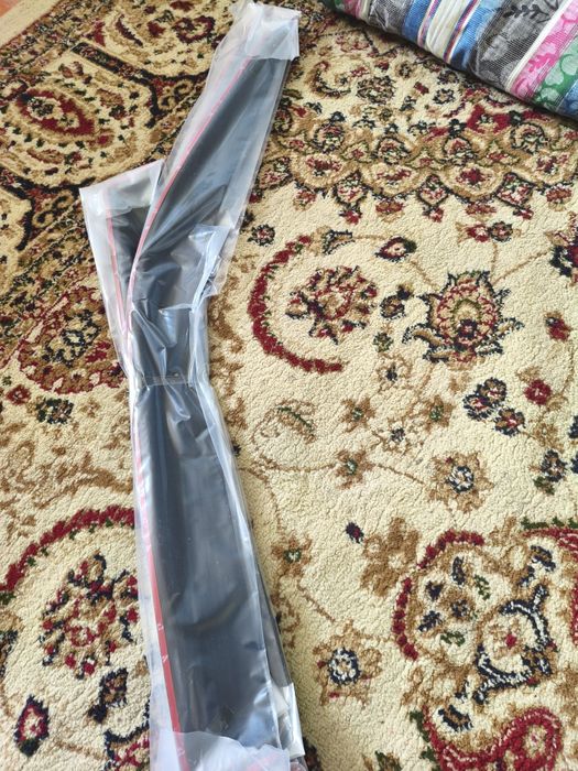 Ветровик БМВ е34