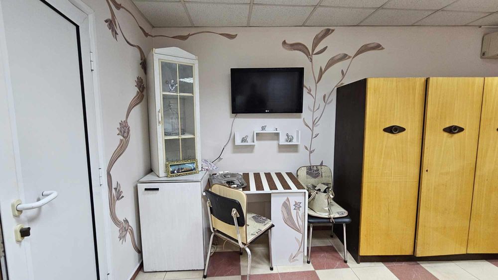 Дава се под наем Едностаен апартамент в Варна, ЖП Гара - 30 кв.м за 300 € - Снимка #2