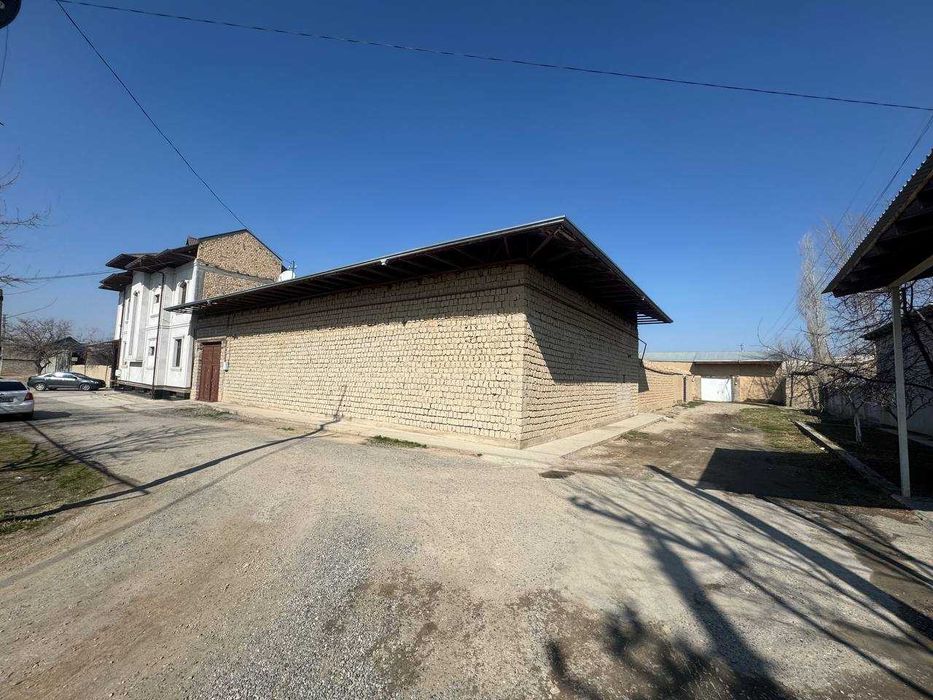 № 313 Дом площадью 6 соток в районе Садриддин Айни