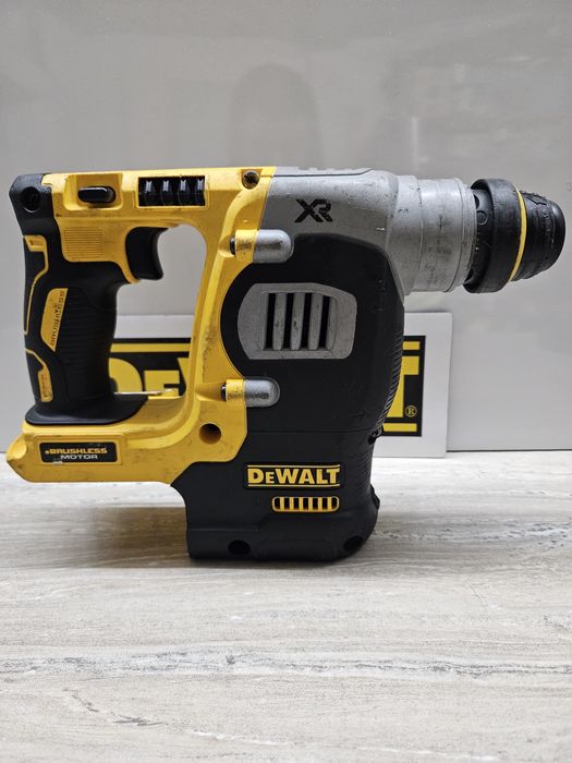 Dewalt Перфоратор DCH273 18V.
