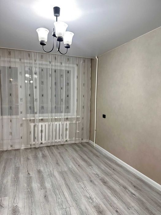 продам 3х комн кв Жусупа 72