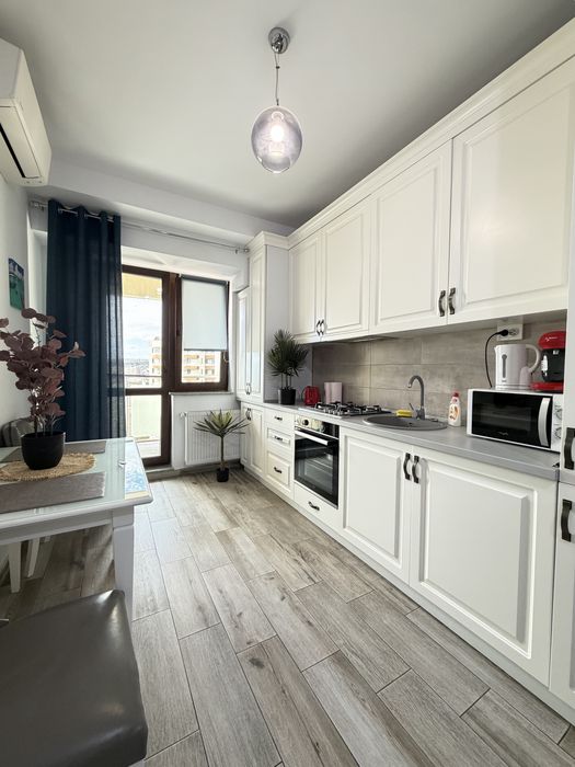 IS Accommodation Apartments Regim Hotelier Ap 1-2-3 Cam Palas-Centru