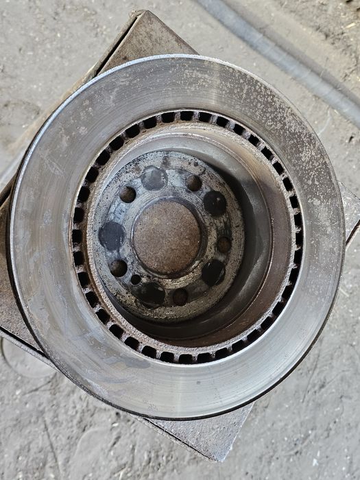 Discuri spate cls 350 w218