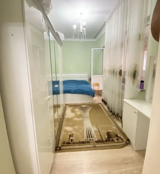 Срочно продам  4-х квартиру