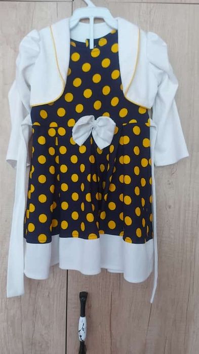 Срочно продам детские вещи