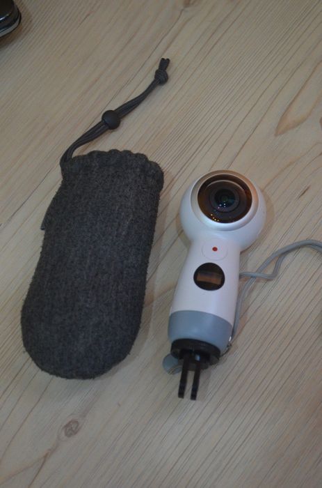 Камера Samsung gear 360