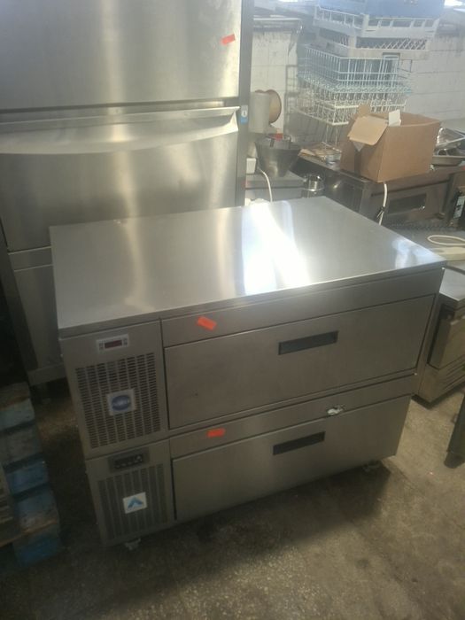 Хладилнамаса чекмеджета  FOSTER