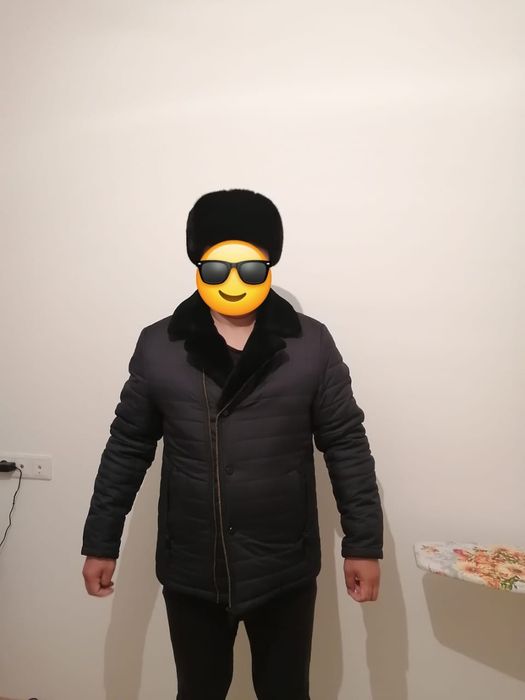 Продам куртку мужскую