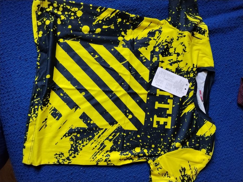 Вещи детские и подростковые