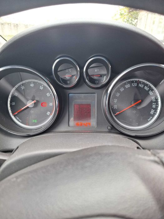 Opel Astra J 2015 – 1.4 Aspirat, 101 CP, GPL, 163xxx km