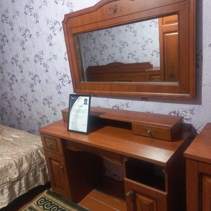 Үй жихаздары СРОЧНО сатылады.