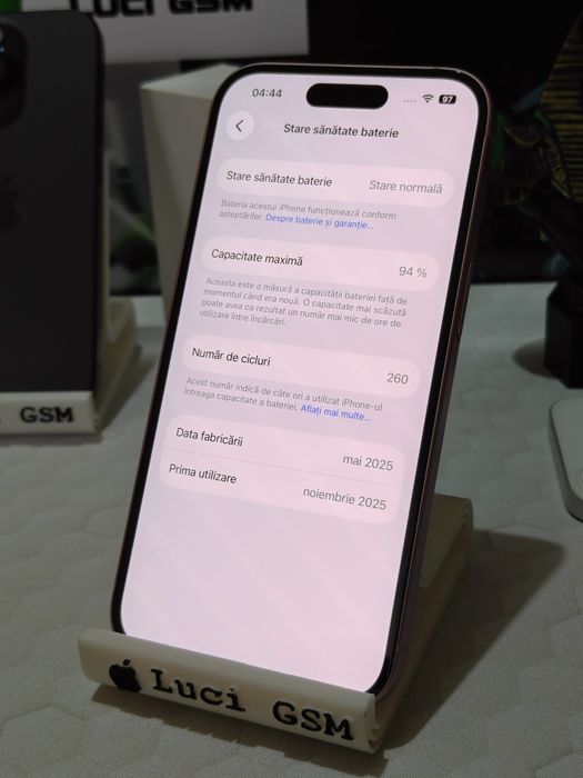 iPhone 15 5G (Pink) Rose Edition 128GB ca NOU impecabil cu 94% Ofertă Preț