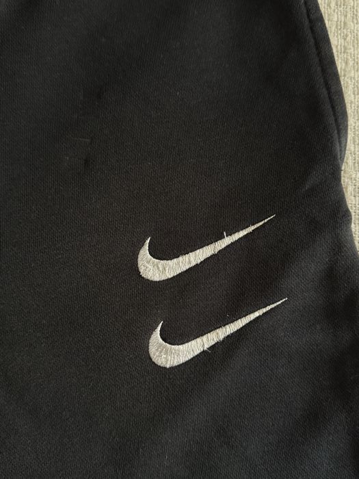Nike swoosh къси панталони размер S