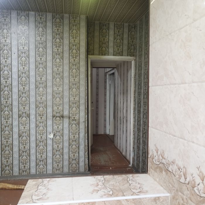 Своя.  2/4/4  Массив Феруза .  б 2/6.   250 уе