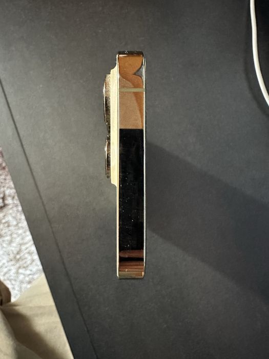 Iphone 14 pro GOLD в гаранция