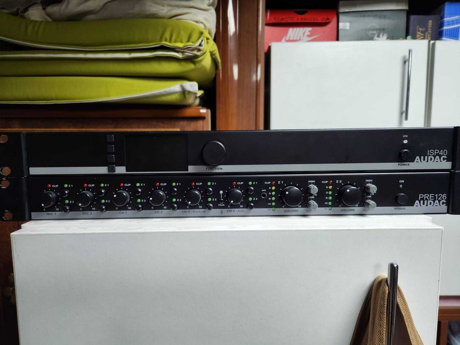 Vand Audac Audio player ISP40 si preamplificator Audac Pre126 Sistem.