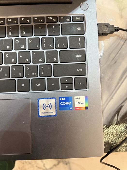 Продам ноудбук, makbook