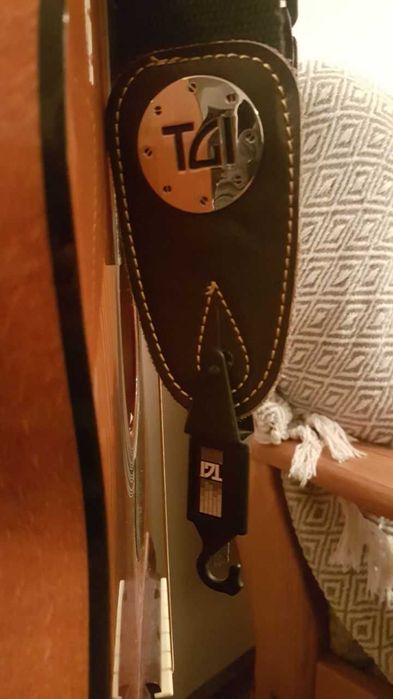 Chitara Acustica Hora M 3/4 + Curea Nylon Strap + Husa Dimavery Nylon