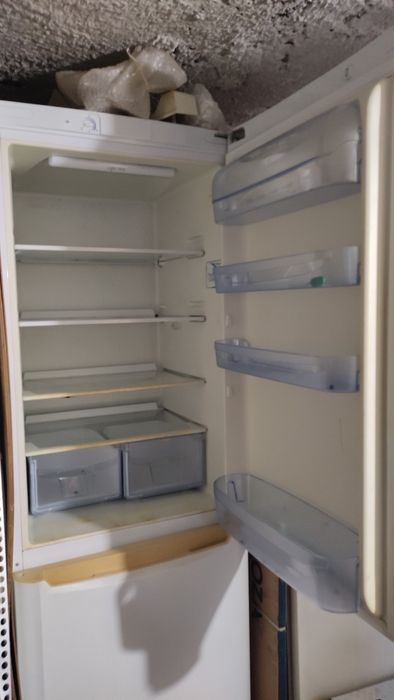 Хладилник indesid