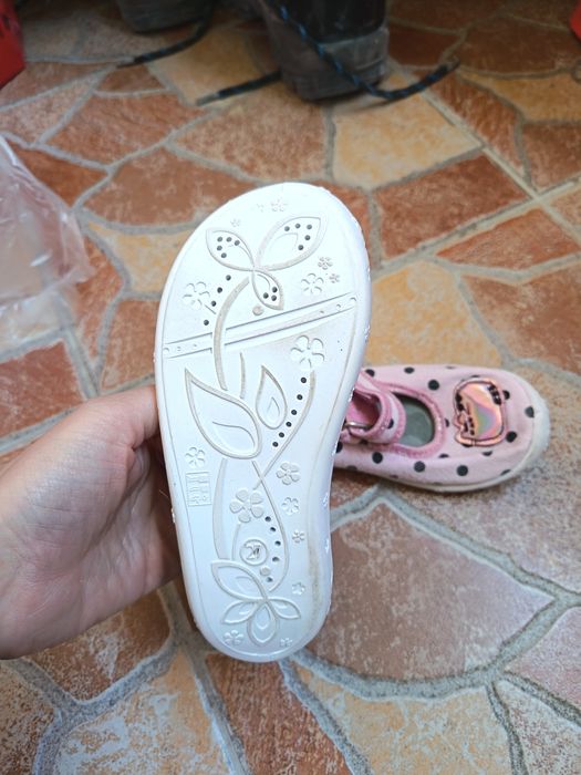 Детски пантофи р-р 27 и 30 Veggami