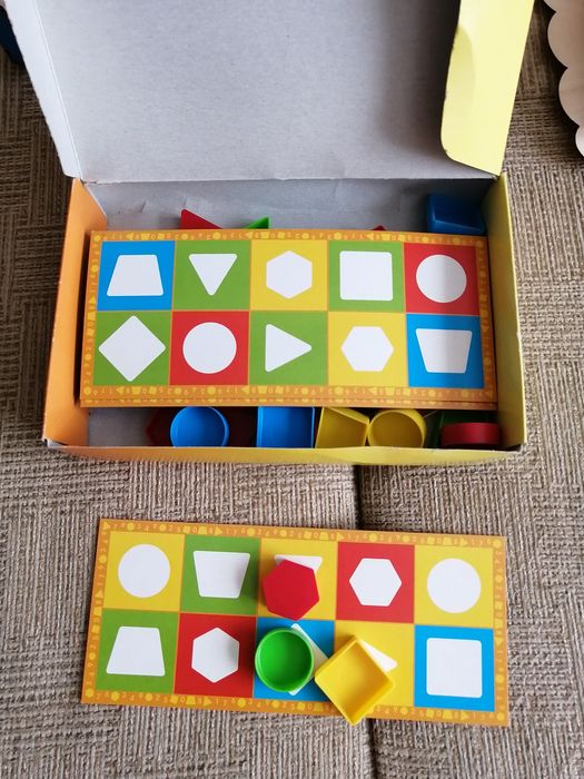Продам развивающие игрушки