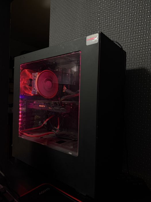 Vand PC gaming super pret
