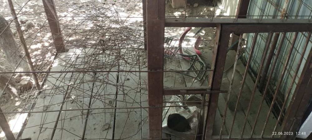 Продам  вальер 15 тысячи срочно