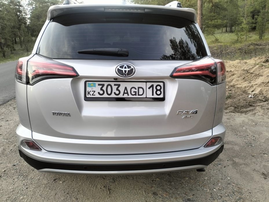 Продам Toyota Rav 4