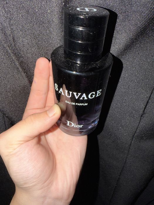 Sauvage парфюм продам