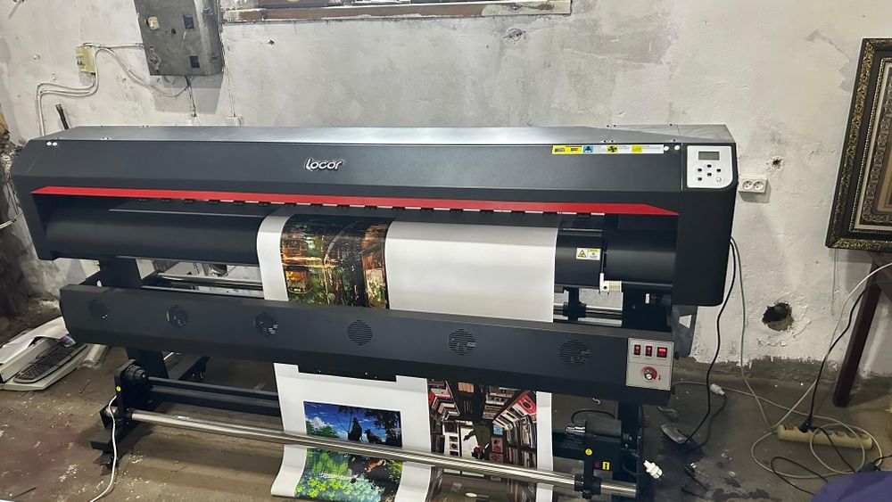 Широкоформатный принтер. Станок для изготовления рам