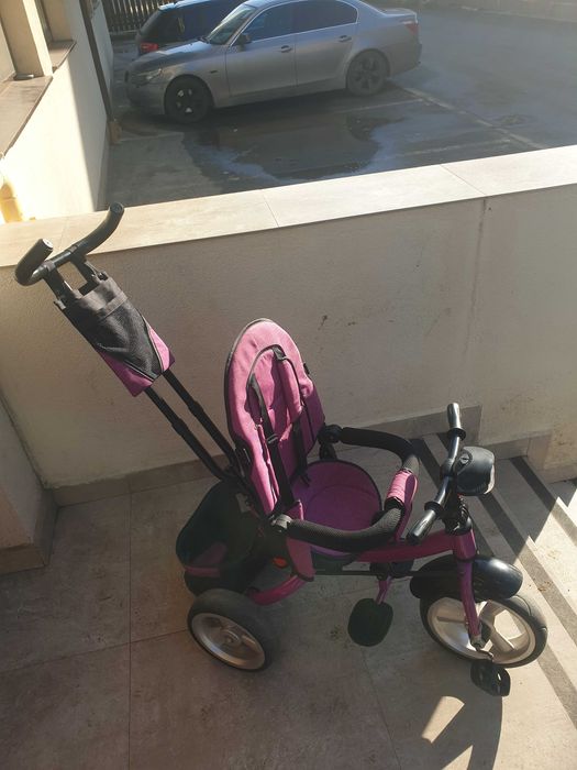 Se vinde tricicletă pentru copii