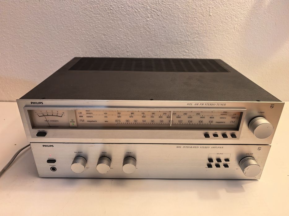 Amplificator Philips 302L si tuner 102L statie