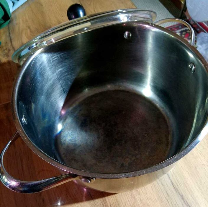 Прдам 2 кухонные кастрюли