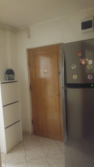 Apartament 13 Septembrie 2 camere decomandat stradal mobilat utilat