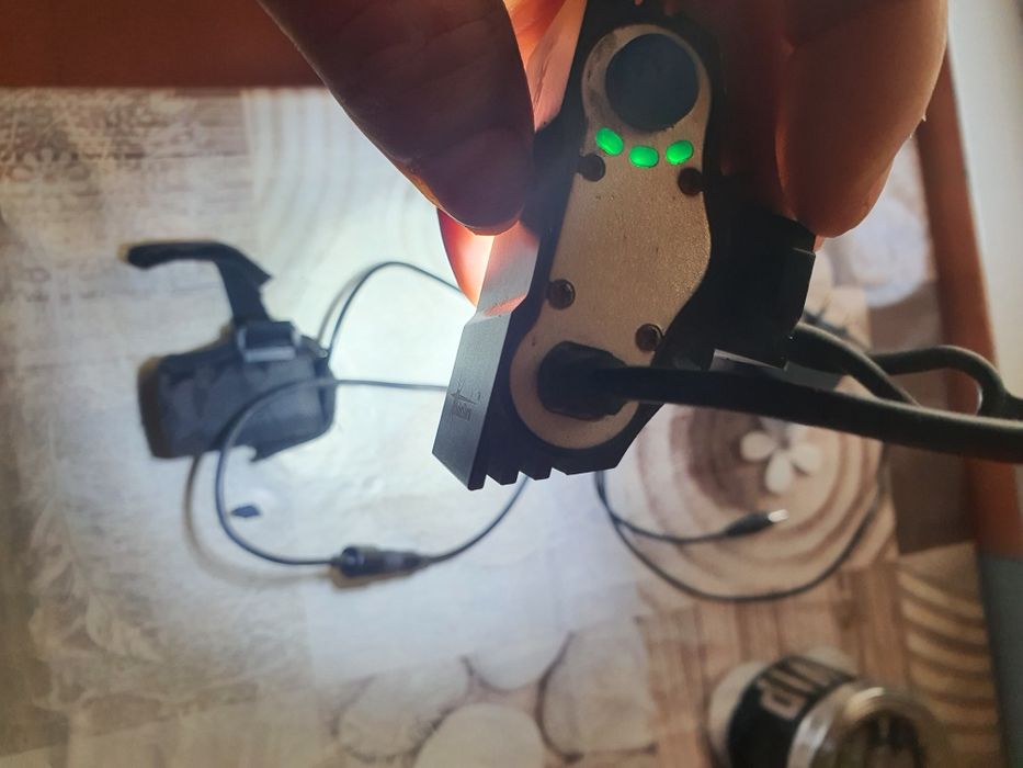 Far solar storm  cu încărcător