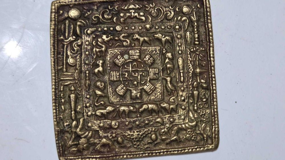 Amuleta astrologica tibetana de protectie
