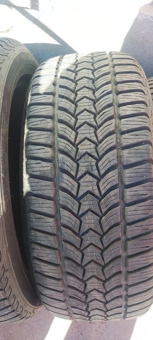 Зимни гуми 215/50/17