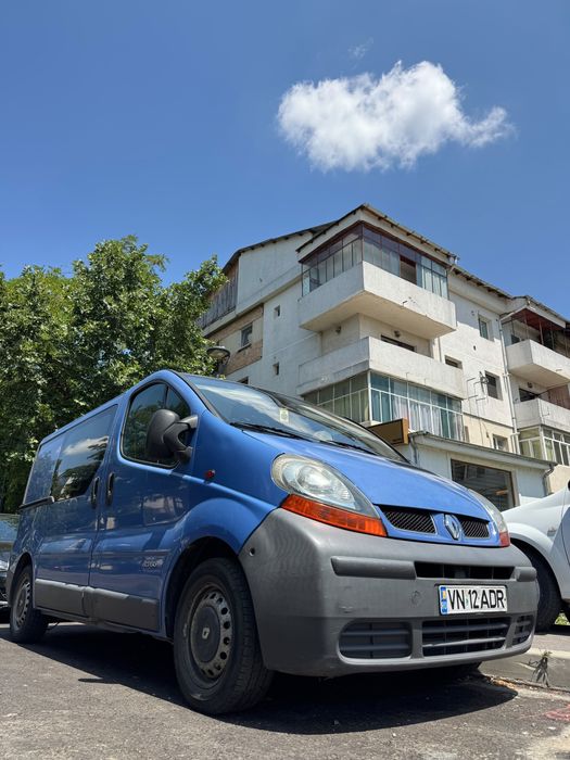 RENAULT Trafic 2002 — imagine 3