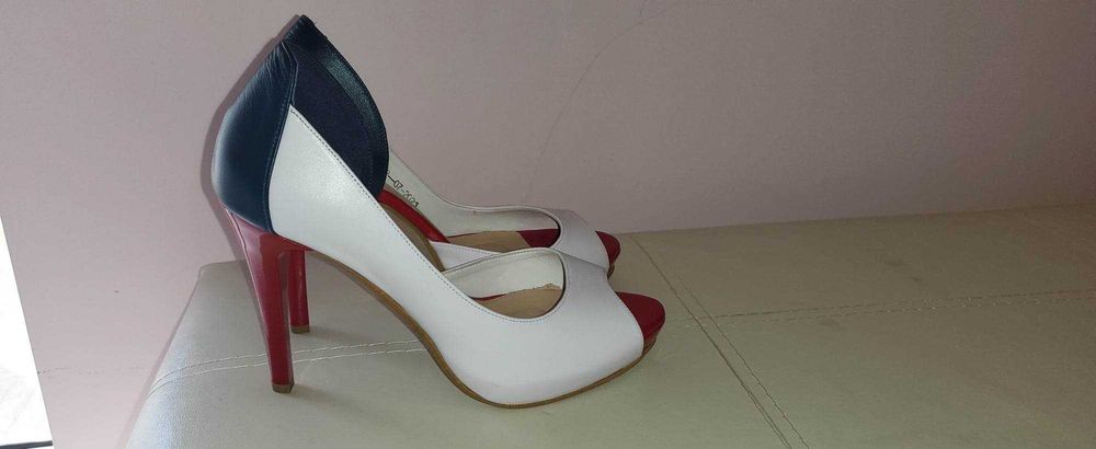 Обувки с ток R.Polański и други