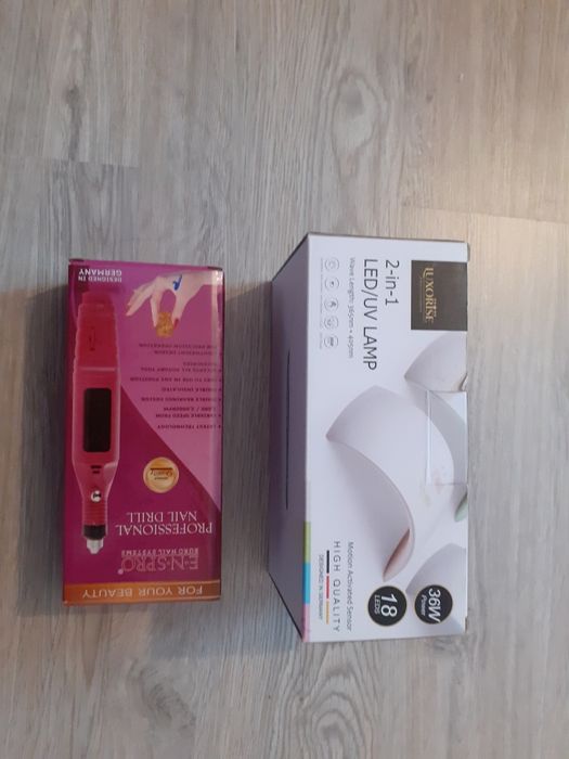 Set Lampa 2 in 1 LED UV si pila pentru unghii