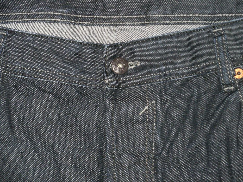 DIESEL оригинални нови мъжки дънки 40