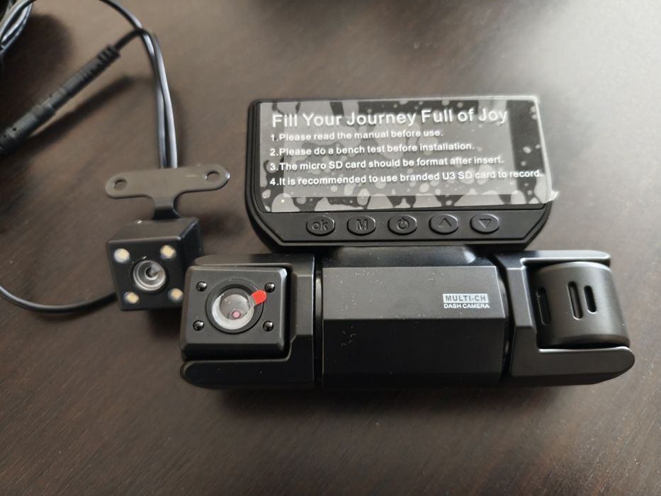 Cameră auto DVR 360° – 4 camere, Full HD 1080P, WiFi