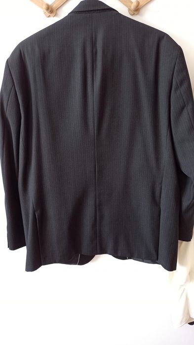 Костюм мужской 56 размера