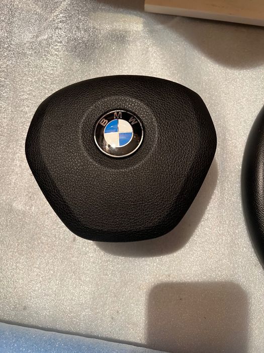 BMW F30, F31 LCI Кожен волан с air bag