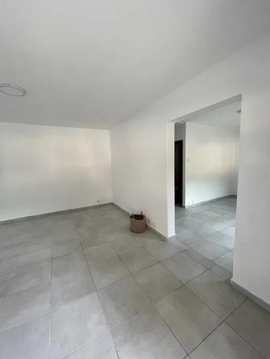 Apartament/ Spatiu