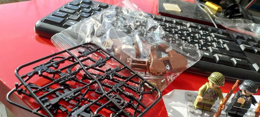 Сет от по 10 фигурки на немски, руски или 10 американски войници lego