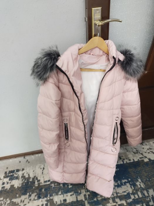 Куртка сотилади  янги